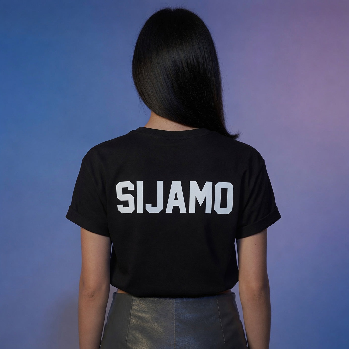 SIJAMO Graphic Crop Top